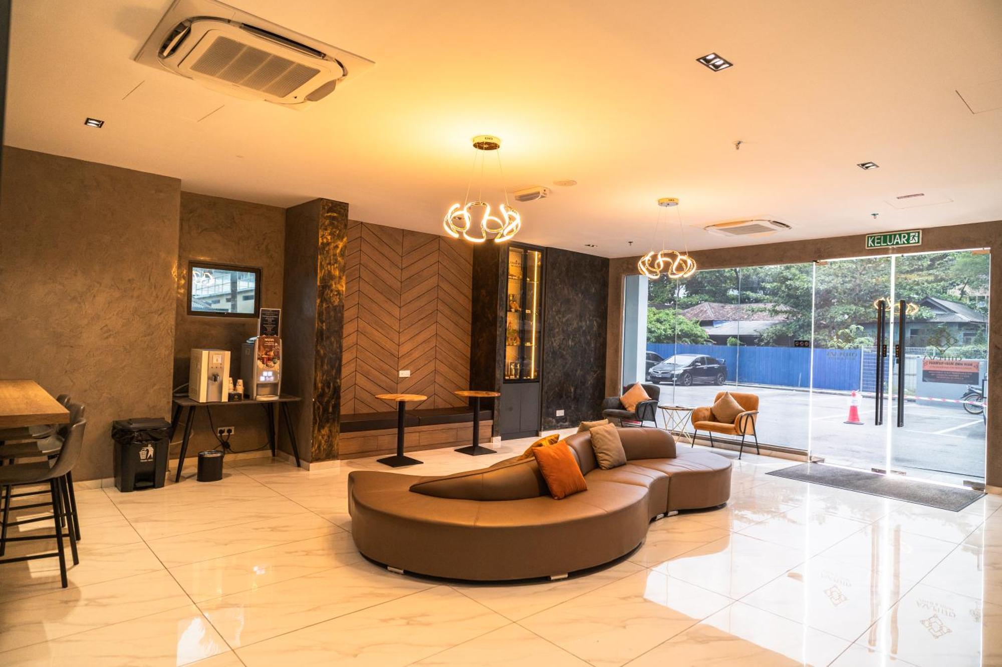 Dj Citi Plaza Hotel & Suites Kuala Terengganu Exterior foto